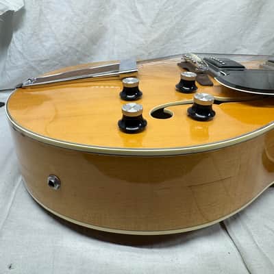 Yamaha AE-11 ae11 Archtop Electric Hollowbody Guitar with Case - Natural image 17