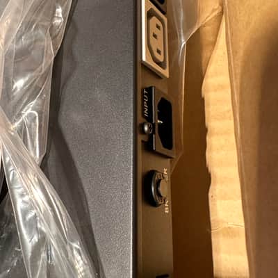Furman SB-1000 UPS Uninterruptible Power Supply. new and unused in opened original box! image 8