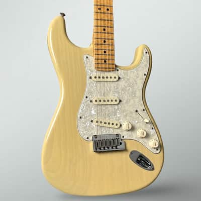 Fender Custom Classic Stratocaster 2004 - Honey Blonde image 2
