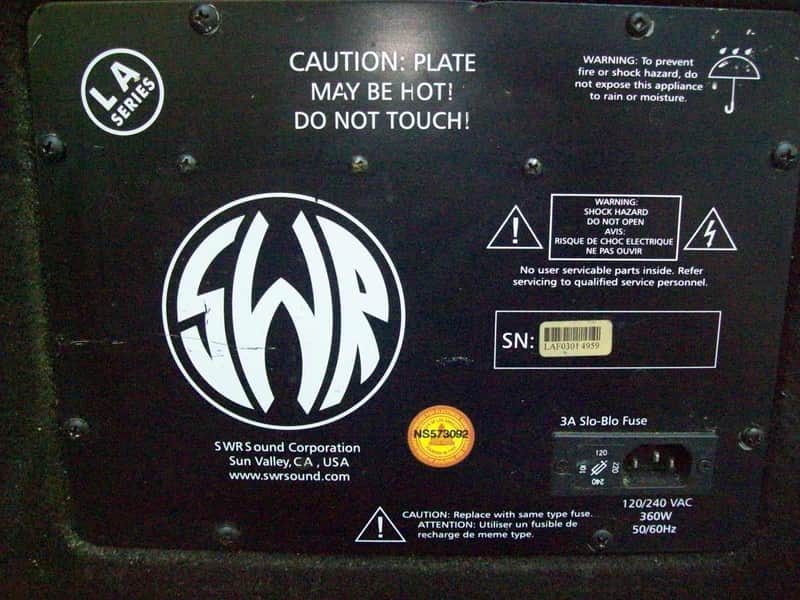 SWR LA Series LA-15 100w Bass Combo Amp 1-15