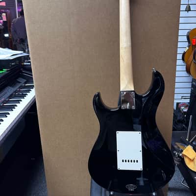Yamaha EG112C / Y0306 Electric Guitar image 7