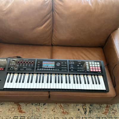 Roland FA-06 61-Key Music Workstation 2014 - Present - Black image 2