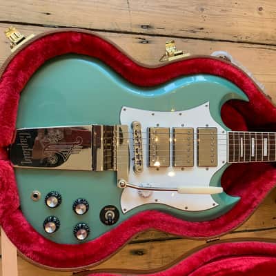2020 Gibson Captain K. Douglas SG in Inverness Green with hard shell case image 5
