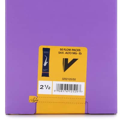 Vandoren Traditonal Alto Saxophone Reeds - 2.5 (50-pack) (3-pack) Bundle image 1