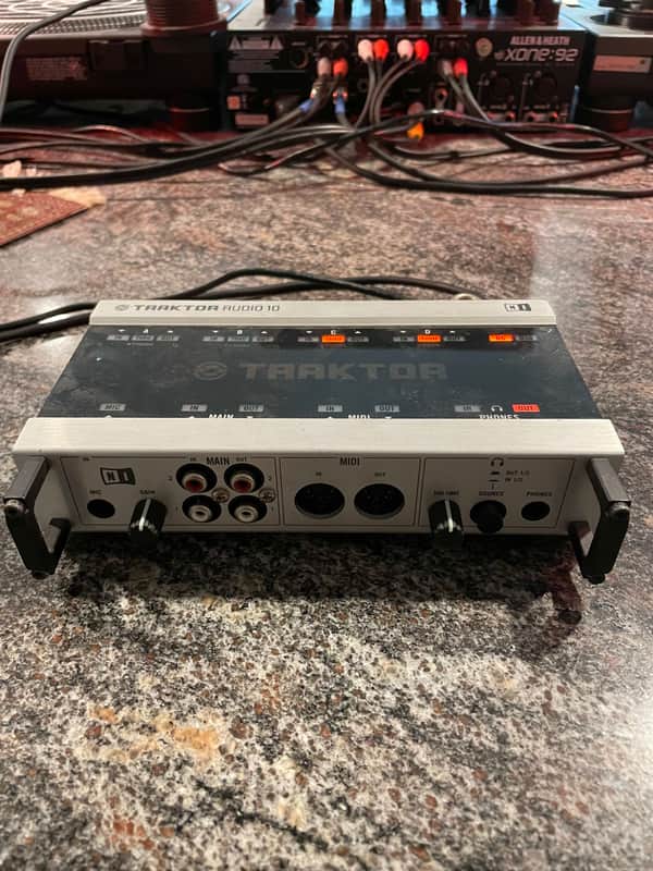 Native Instruments Audio 10 Interface image 1