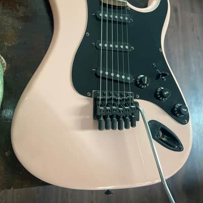 Hondo Fame 760 1980s - Pink w/Matching Headstock RARE image 5