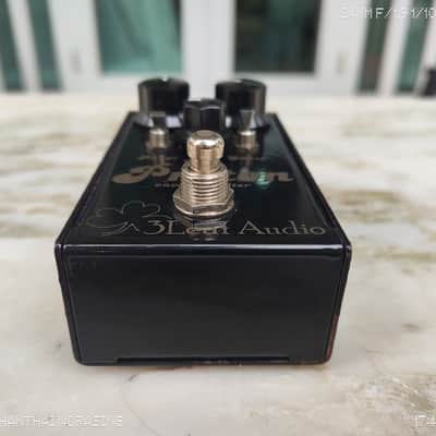 3Leaf Audio Proton MK2 2012 - Metallic Gold Over Black image 2