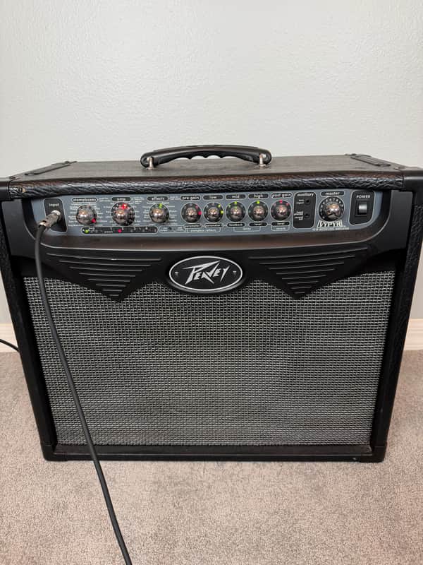 Peavey Vypyr 30-Watt 1x12" Modeling Guitar Combo 2000s - Black