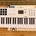 Arturia KeyLab 61 mk3 61-key Keyboard Controller - White 2026 - White