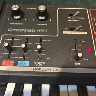 *Vintage* 1983 Realistic by Moog USA Concertmate MG-1 - Analog Synthesizer Keyboard image 2