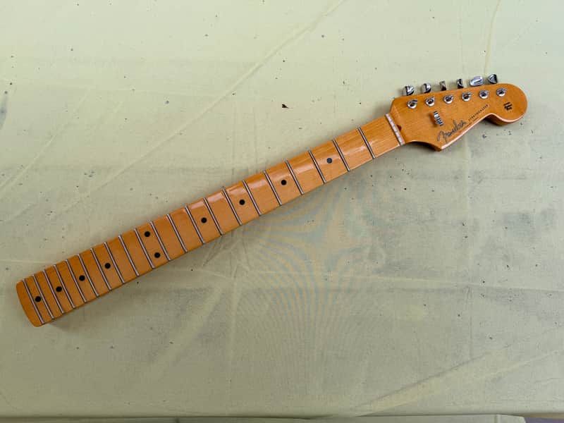 Fender Eric Johnson USA Stratocaster Maple Neck (Loaded w/ Staggered Tuners)