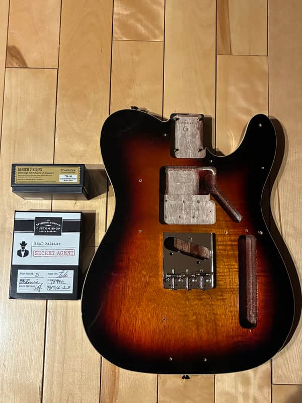 Squier Classic Vibe Custom Telecaster Body with pickups 2024 - 3-tone sunburst image 1