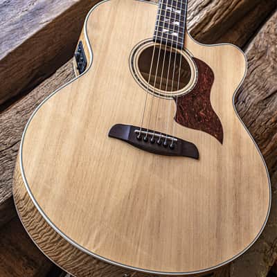 Sawtooth Solid Spruce Top Jumbo Cutaway 6 String Acoustic Electric Guitar with Flame Maple Back and Sides image 3