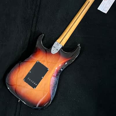 Fender Vintera II '70s Stratocaster with Maple Fretboard 3-Color Sunburst #MX23039418 7lbs 2.9oz image 2