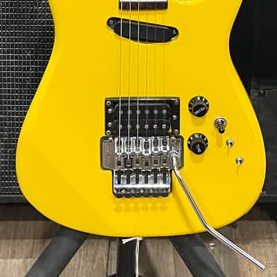 Westone Dimension WE5400 1989 - Yellow image 2