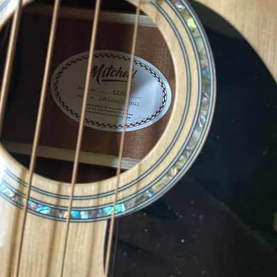 Mitchell Mitchell EZBN Super Short-Scale Acoustic-Electric Bass Guitar - Current Model - Natural image 4