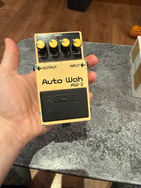 Boss AW-2 Auto Wah | Reverb UK