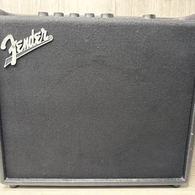 Fender Mustang Lt 25 25-WATT 1 X 8-INCH Combo Amplifier image 2