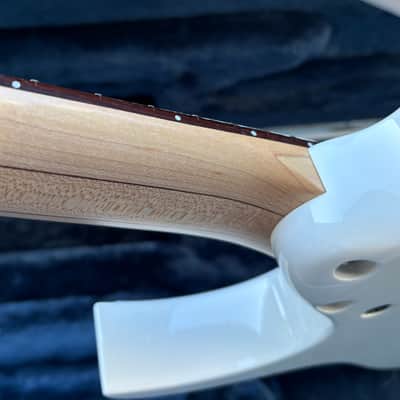 2007 Team J. Craft Ibanez JEM7V-WH Steve Vai Signature with Rosewood Fretboard 2004 - 2019 - White image 16