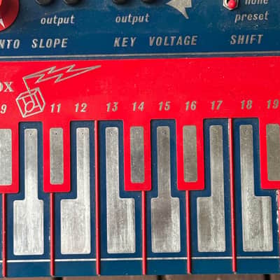 Music Easel R with cool history - original prototype! image 8