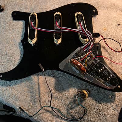 EMG DG20 David Gilmour Pre-Wired Loaded Strat Pickguard 2010s - Limited Edition Eclipse image 4