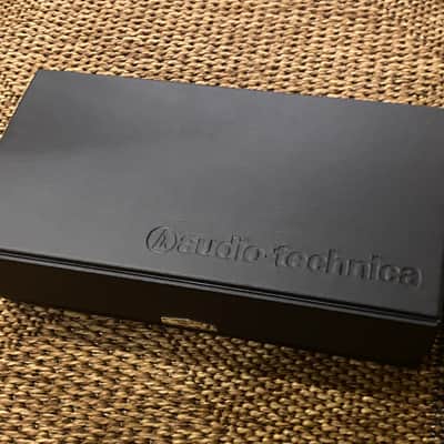 Audio-Technica AT4040 Large Diaphragm Cardioid Condenser Microphone 2010s - Black image 3