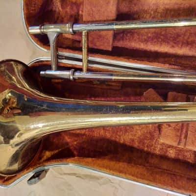 Yamaha YSL-352 Tenor Trombone, Japan, with case and mouthpiece image 5