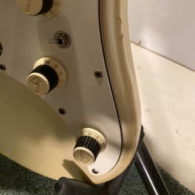 Fender Standard Performer Bass 1985 - 1987 - Frost White image 10