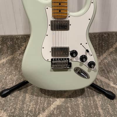 Fender Blacktop Stratocaster HH Maple Fretboard 2011 - 2014 - Sonic Blue image 2
