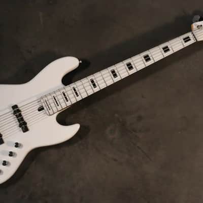 Maruszczyk Elwood L5A 2023 - White Gloss image 4