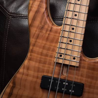 Fodera Emperor 4 Standard Special Figured Redwood 2025 (8.65 Lbs.) image 6
