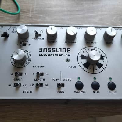 RARE acidlab bassline 1 image 1