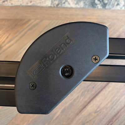 Roland KS-20X Double Braced X Keyboard Stand - Black image 4