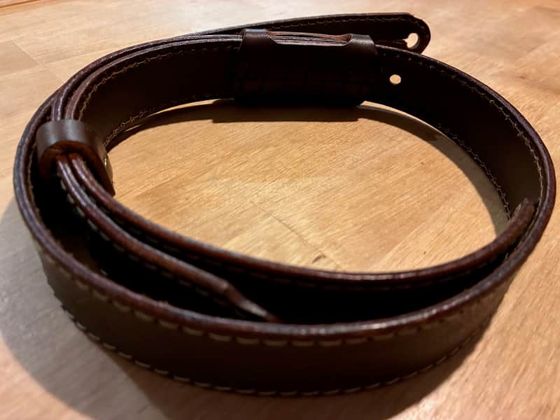 Pinegrove Leather GS55 1 1/8" (30mm) Leather Strap with endpin jack adaptor image 1
