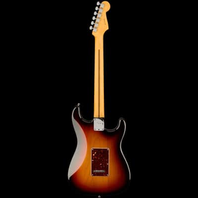 Fender American Professional II Stratocaster Left-Hand Rosewood Fingerboard 3-Color Sunburst US210048321 image 4