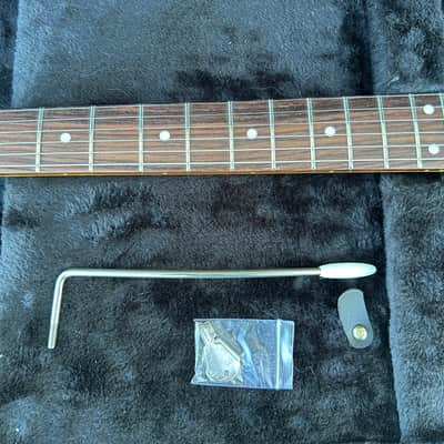Fender Modern Player Jazzmaster HH 2014 - Crimson Red Transparent image 22