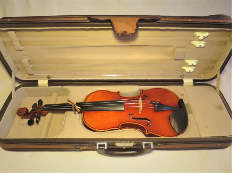 Suzuki Violin No. 1100 