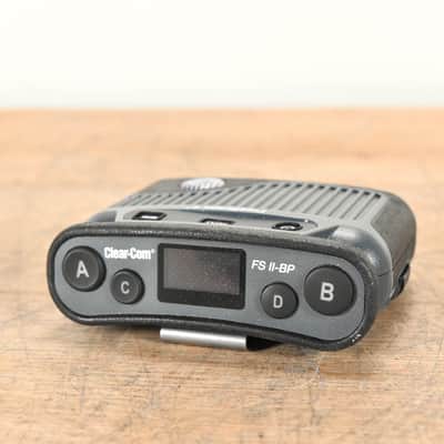 Clear-Com FSII-BP19-X4-US FreeSpeak II 1.9GHz Wireless Intercom Beltpack CG0060B image 1