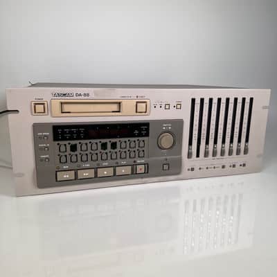 Tascam DA-88 Digital 8-Track Recorder image 1