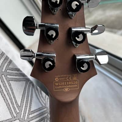 Schecter Omen Elite-6 See-Thru Blue Burst upgrades image 2