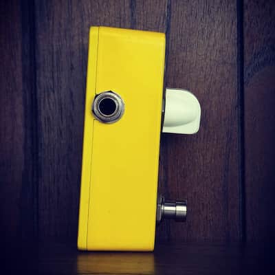 Xvive V11 Noise Gate 2015 - Yellow image 6