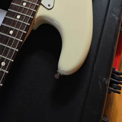 Fender Jeff Beck Artist Series Stratocaster with Hot Noiseless Pickups 2001 - Present - Olympic White image 6