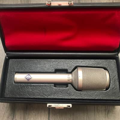 Neumann KM86i KM86 Multi pattern vintage condenser microphone in original box- mint, rare image 1