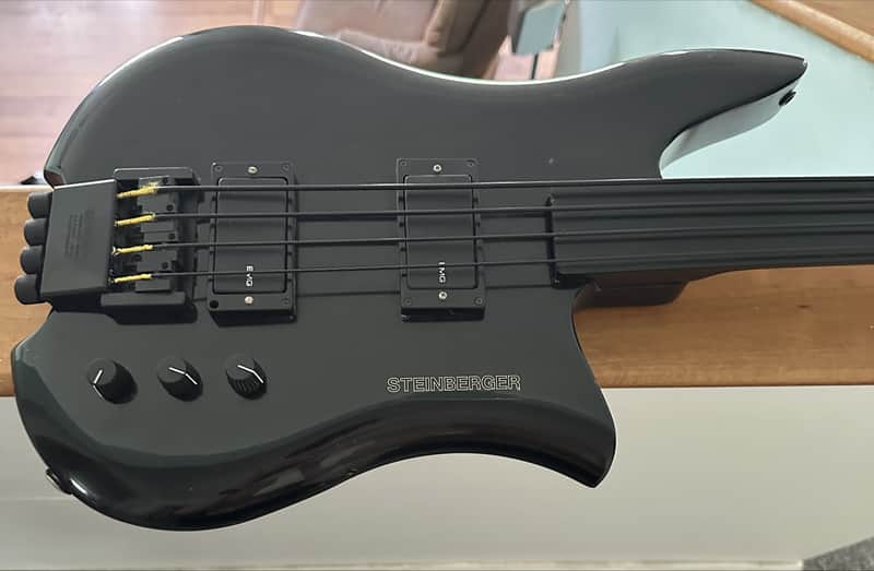 Steinberger Fretless XQ Bass mid-90s - Black image 1