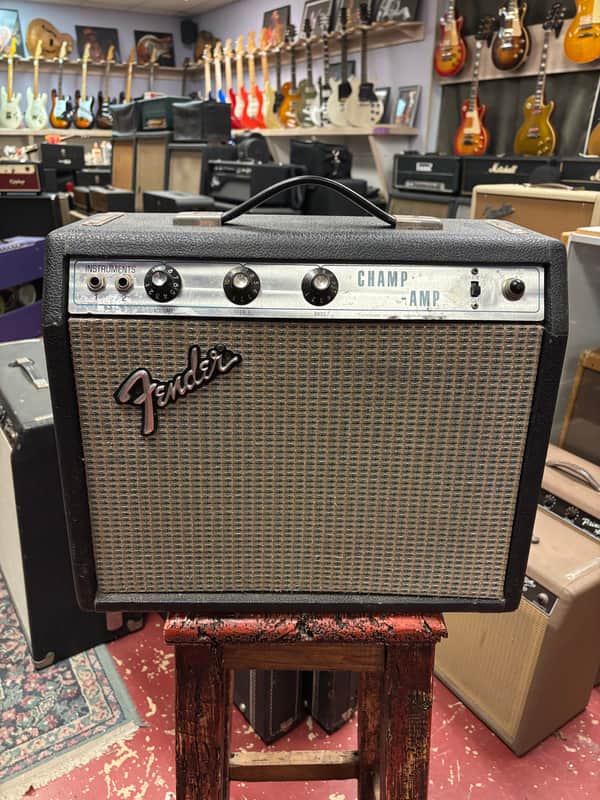 Fender Champ 6-Watt 1x8" Guitar Combo