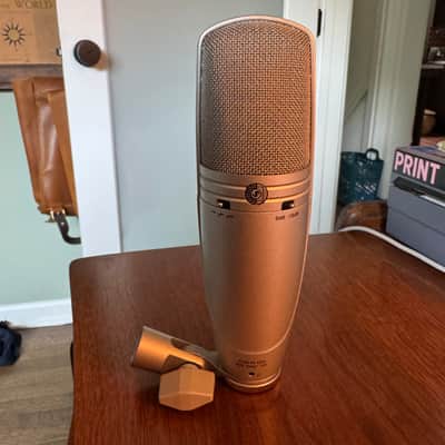 Shure KSM44A Large Diaphragm Multipattern Condenser Microphone image 2