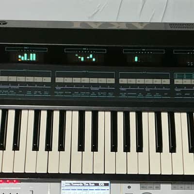 Akai AX80 Synthesizer