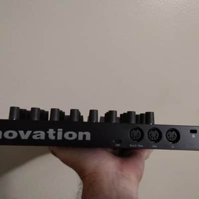 Novation Launch Control XL 3 2026 - Black image 2