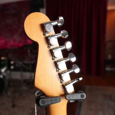Squier Stratocaster mid-80s w/ Hard Case image 4