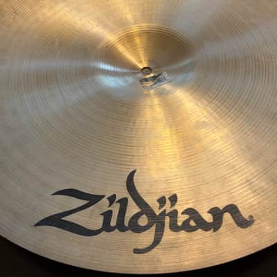 Zildjian 20" A Series Medium Ride Cymbal 2446g 1982 - 2012 - Traditional image 6